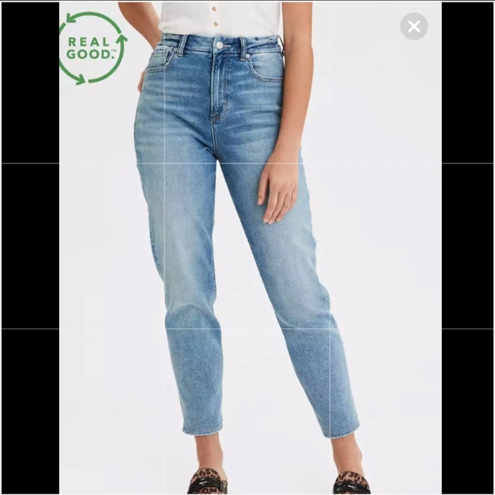 Size 12 AE Stretch Curvy Mom Jean